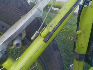 Derailer cable off the seating